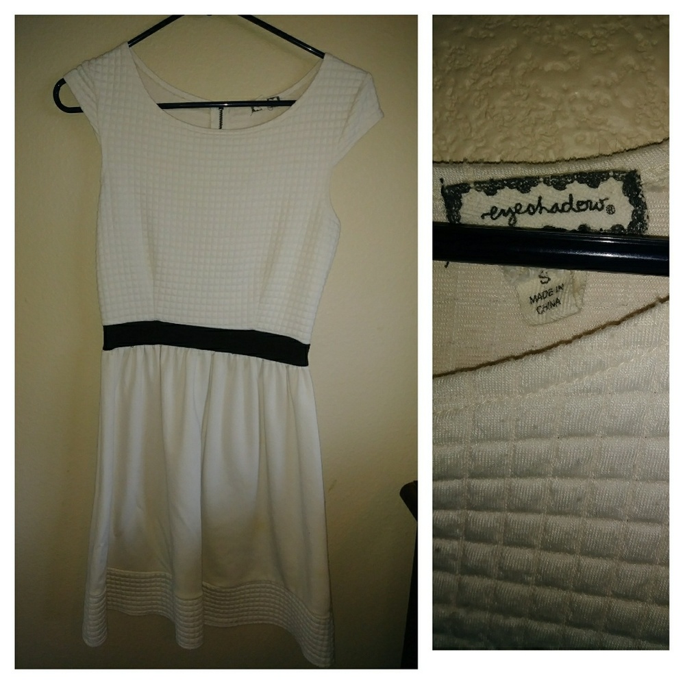Eyeshadow-  Dress